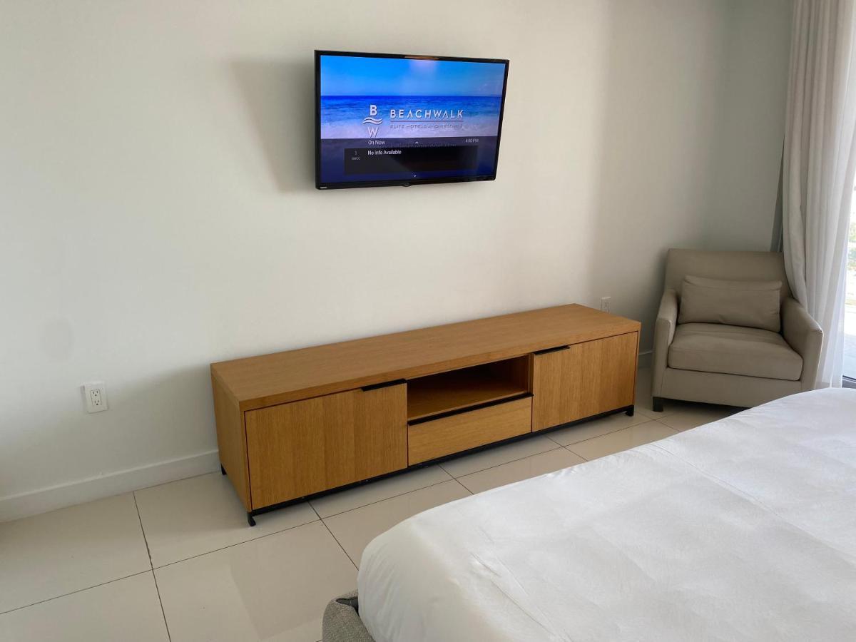 Amazing 1B-1B Apartment With Amazing View! 28A Hallandale Beach Exterior photo