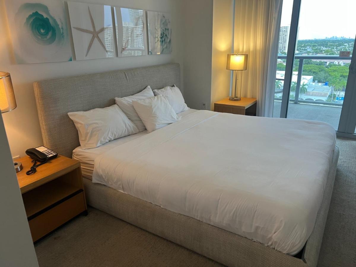Amazing 1B-1B Apartment With Amazing View! 28A Hallandale Beach Exterior photo
